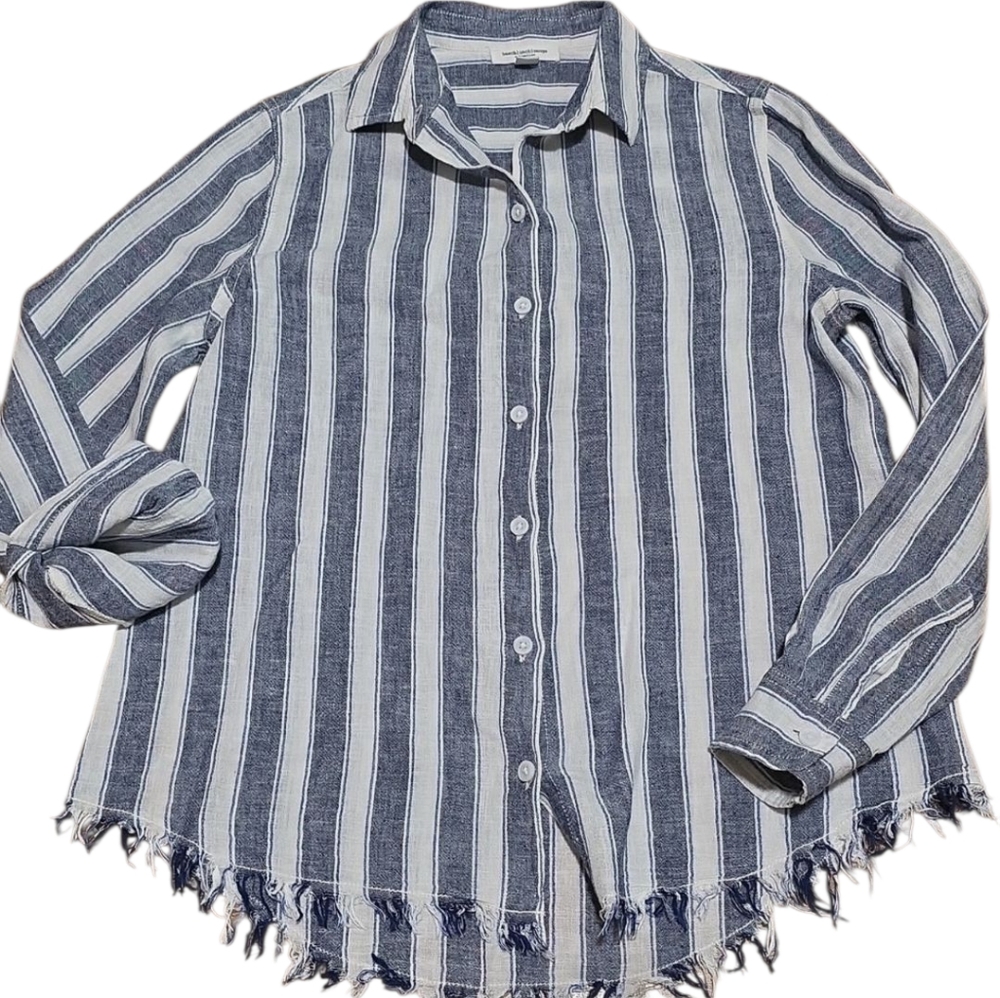 Beachlunchlounge Denim Blue and White Top